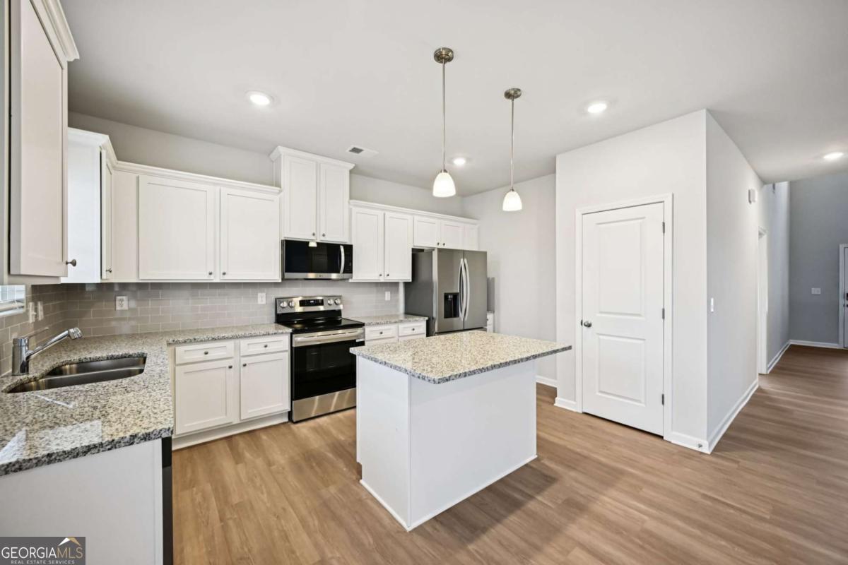 367 Cedar Wood Trace Property Photo 15