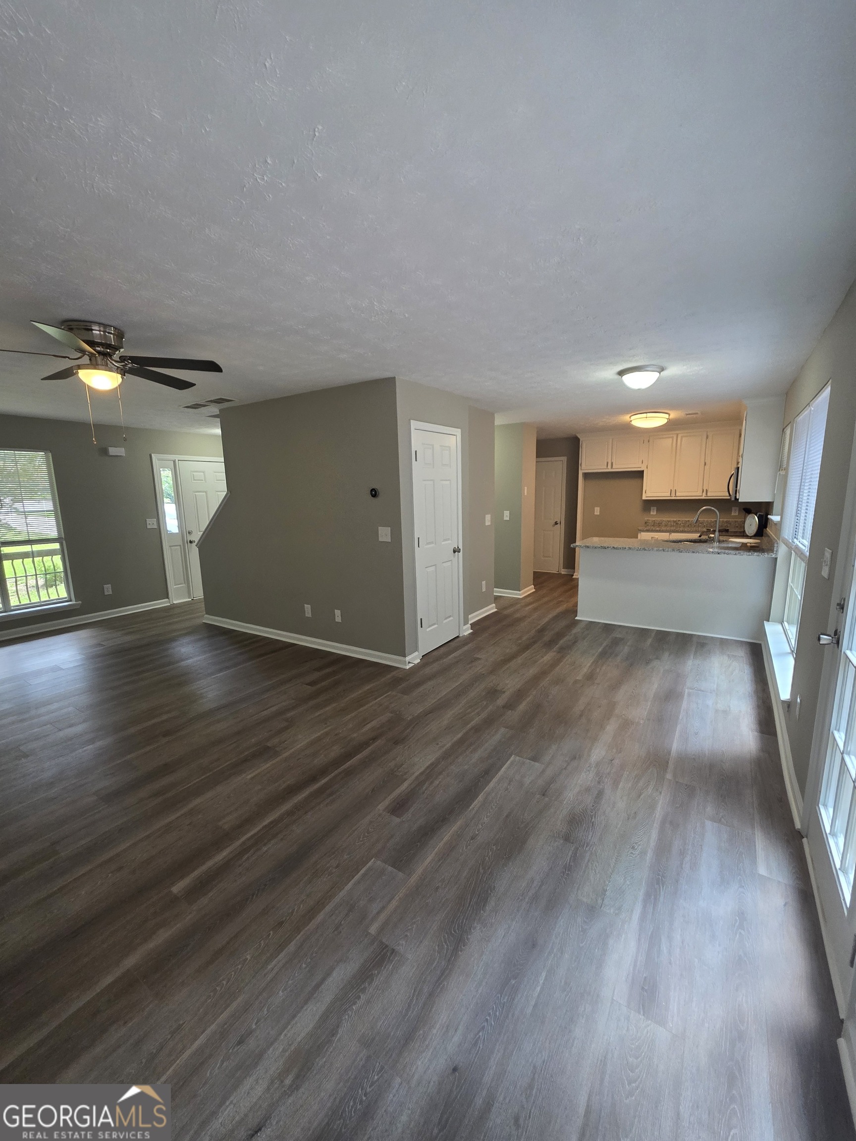1360 Waterford Lane Property Photo 2