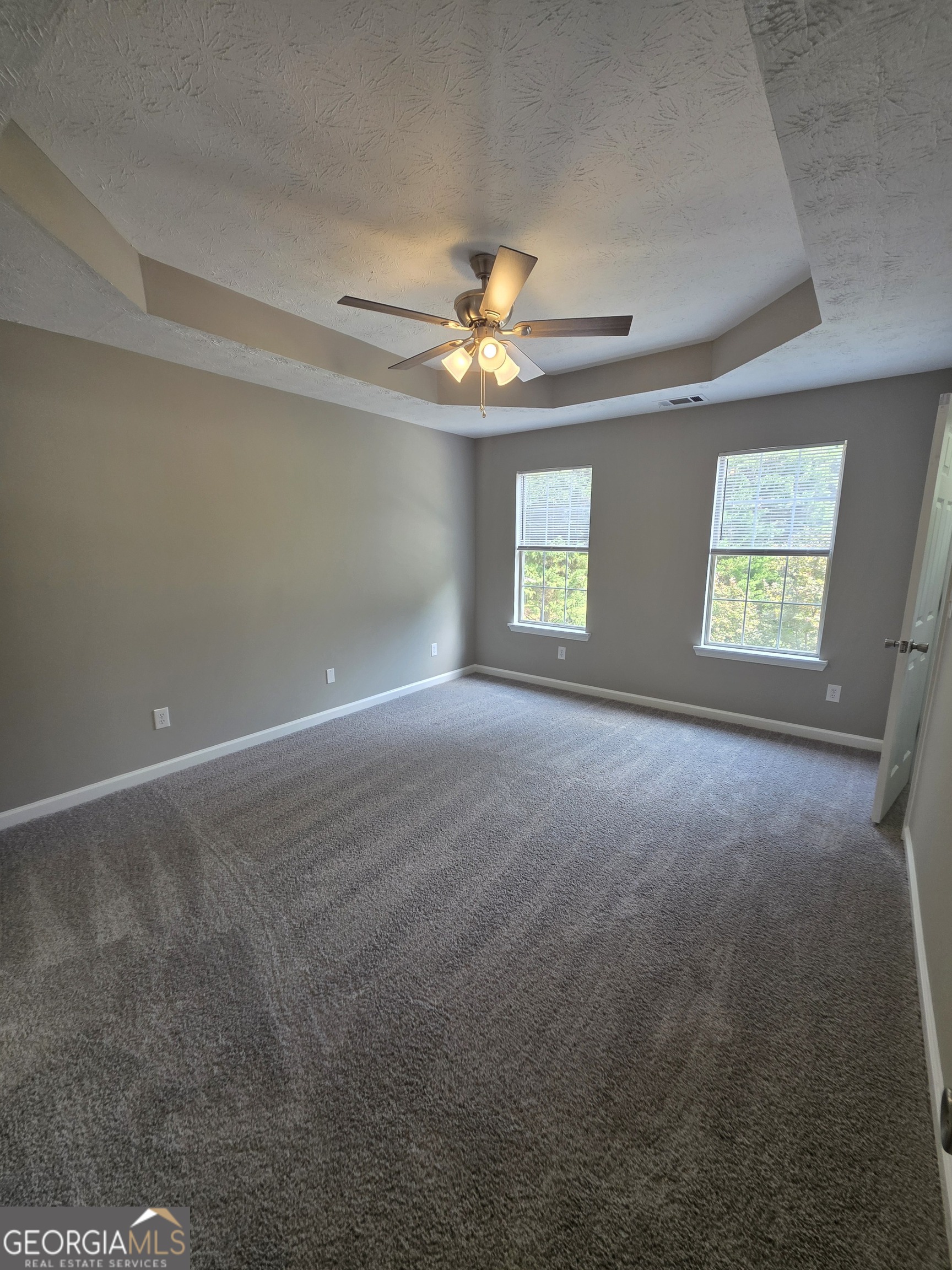 1360 Waterford Lane Property Photo 8
