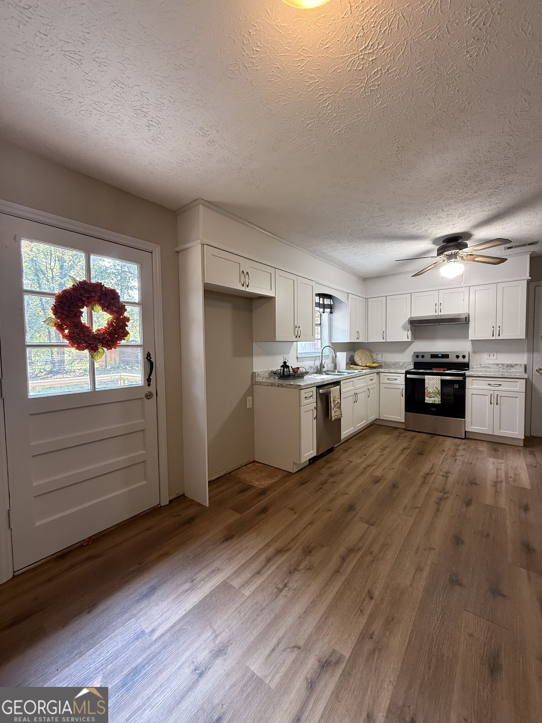 226 Second Street Property Photo 5