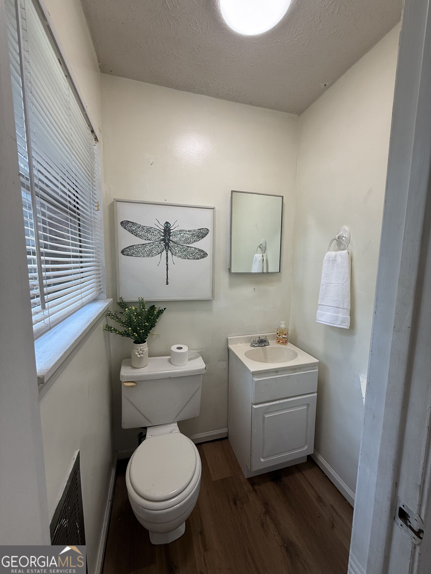 226 Second Street Property Photo 8