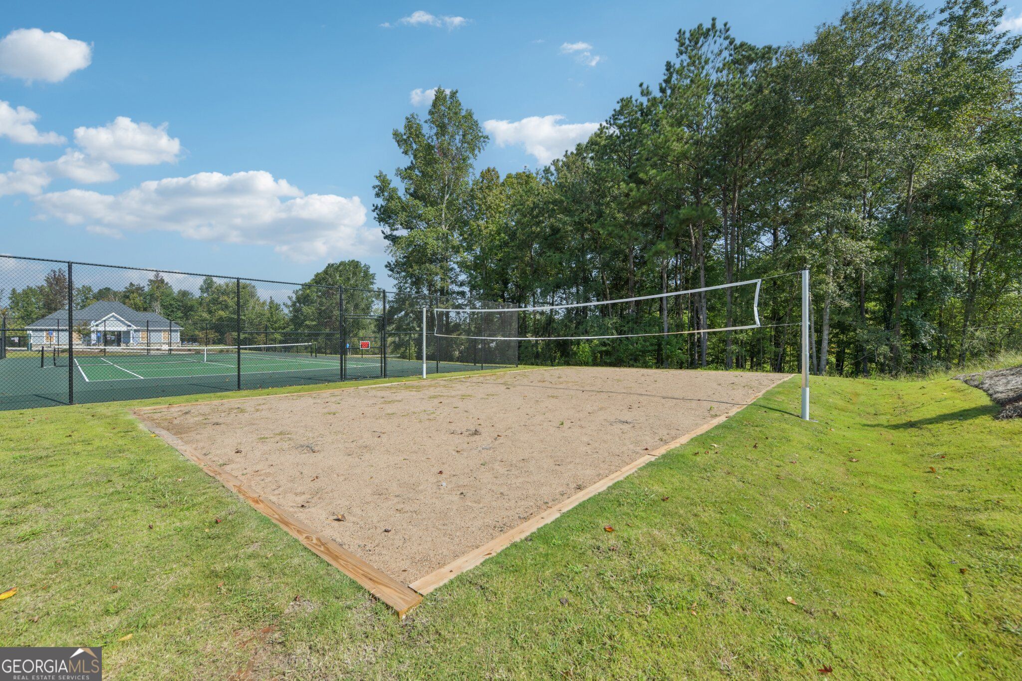 395 Cedar Wood Trace Property Photo 4
