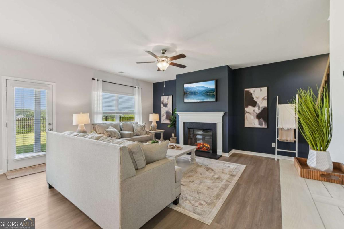 391 Cedar Wood Trace Property Photo 6