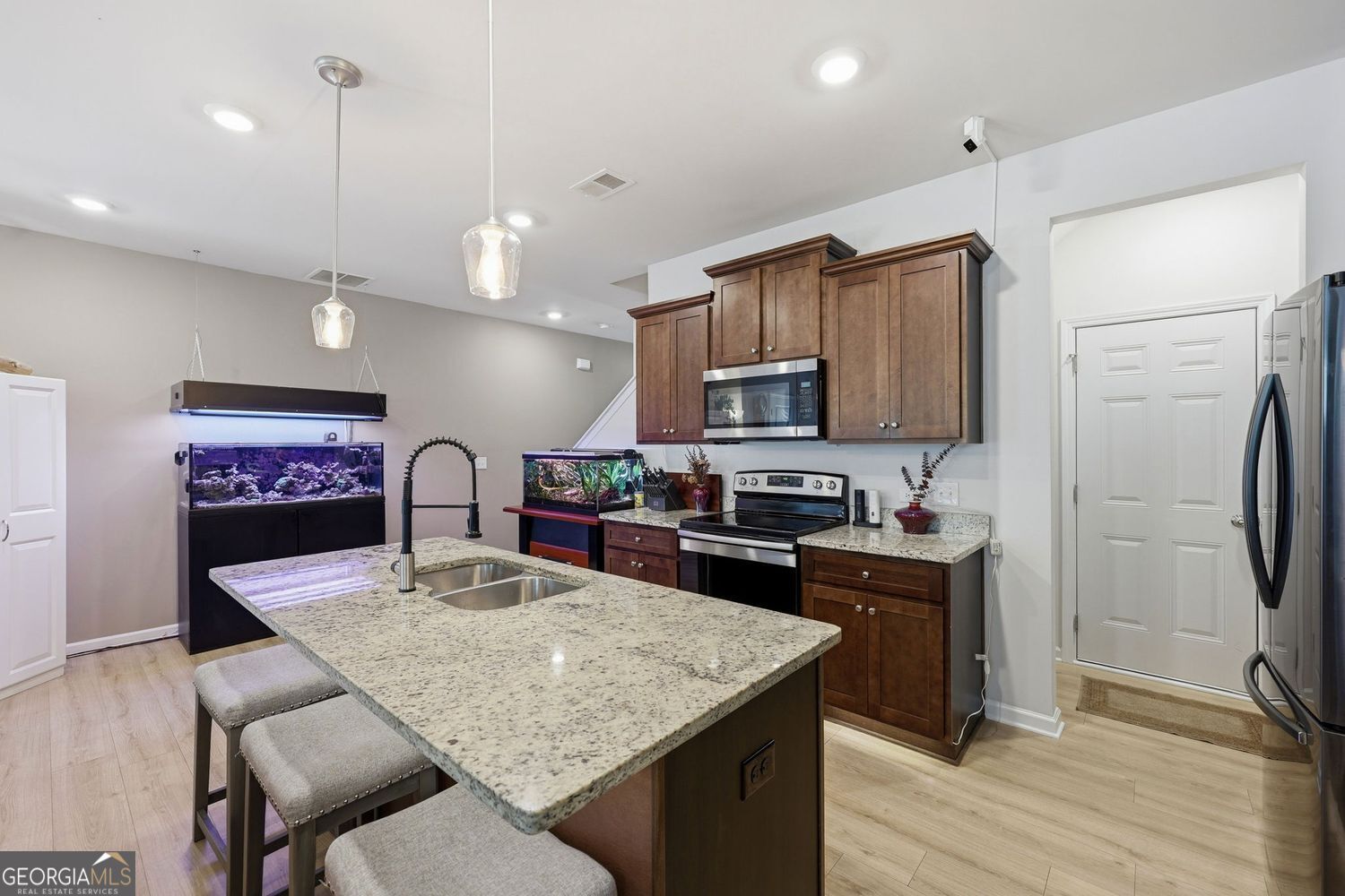 3642 Abbey Way Property Photo 14