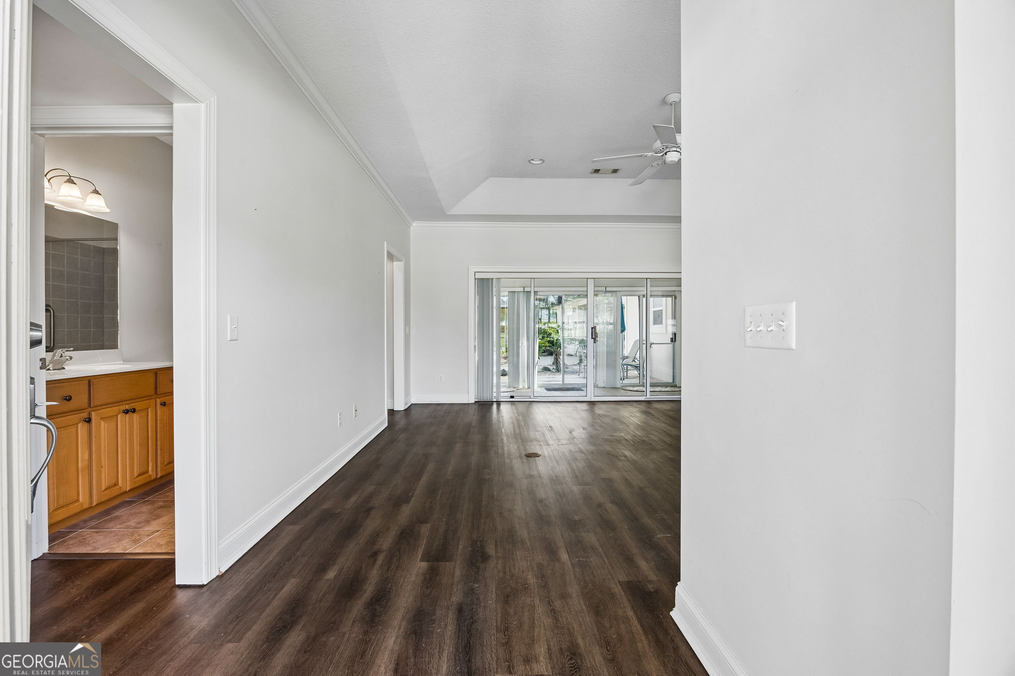 19 Coastal Walk Property Photo 3