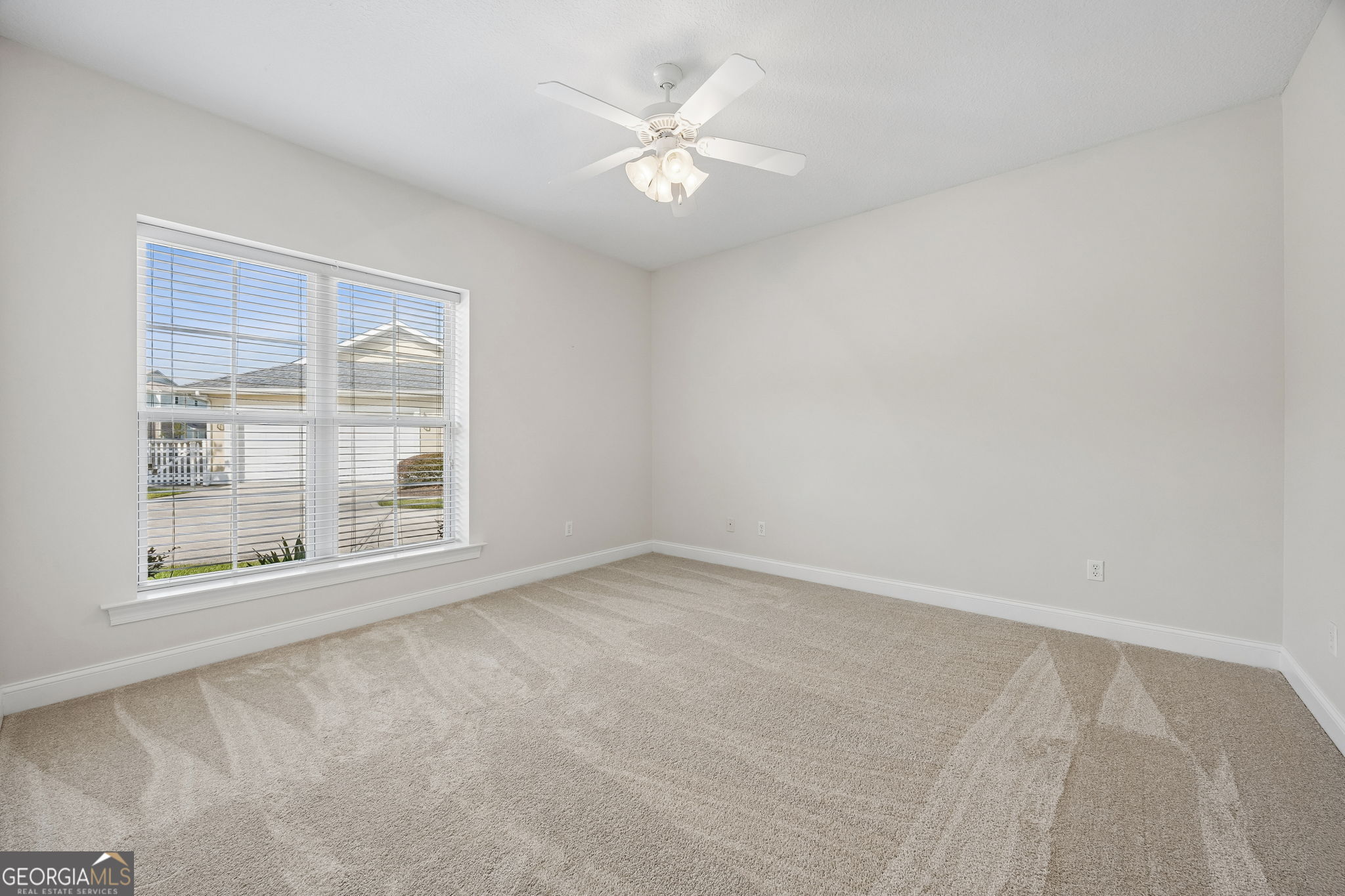 19 Coastal Walk Property Photo 20