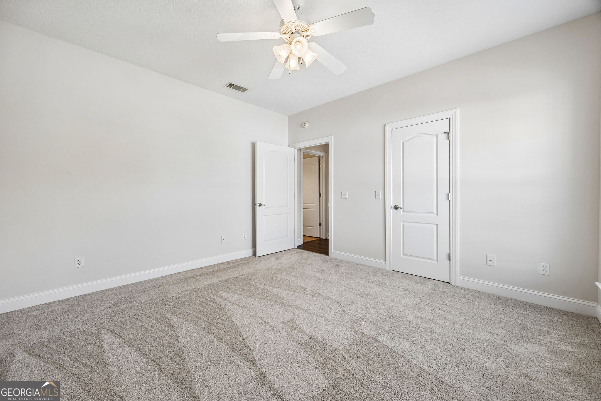 19 Coastal Walk Property Photo 22