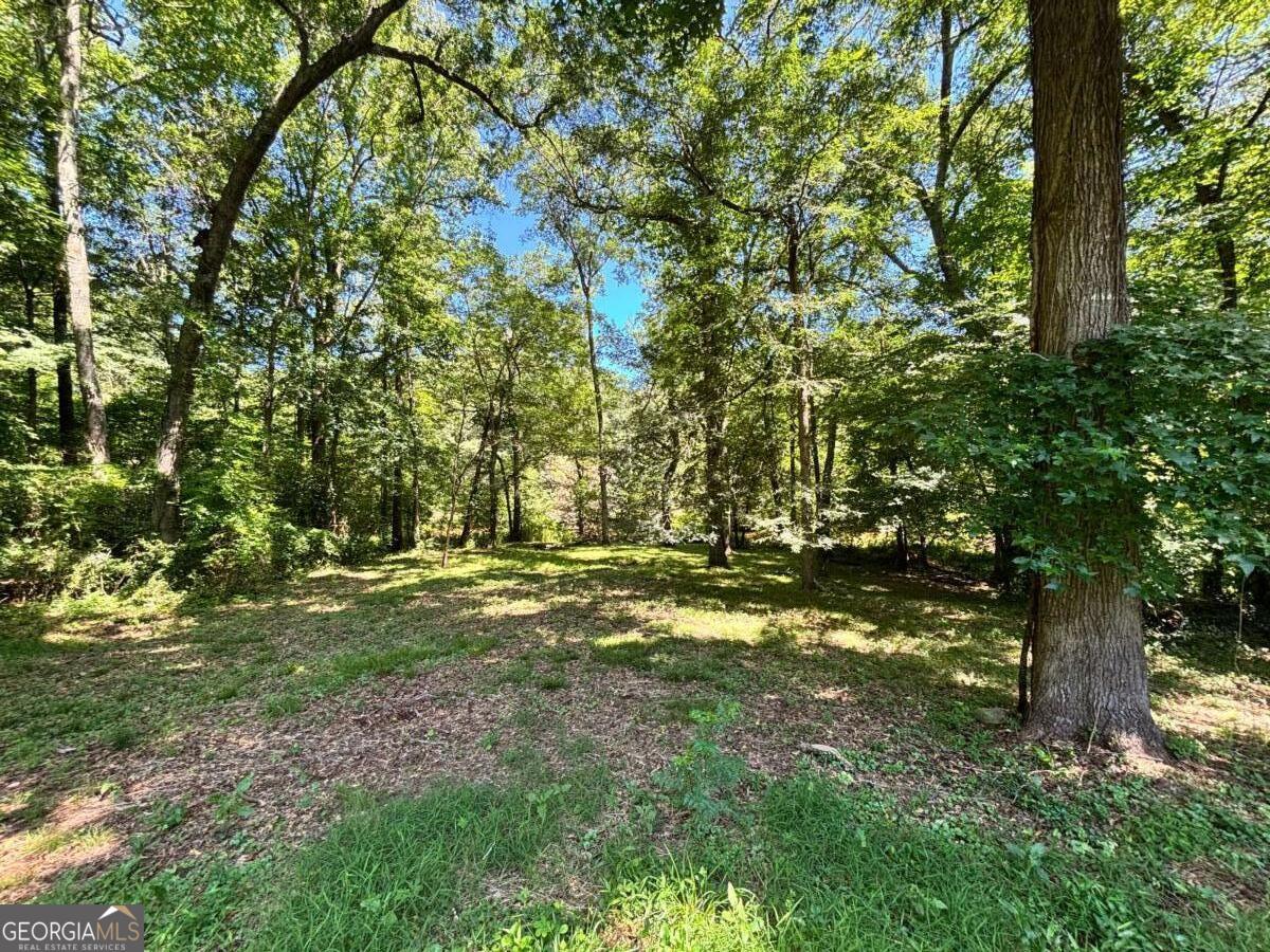 100 Saxon Woods Drive Property Photo 1