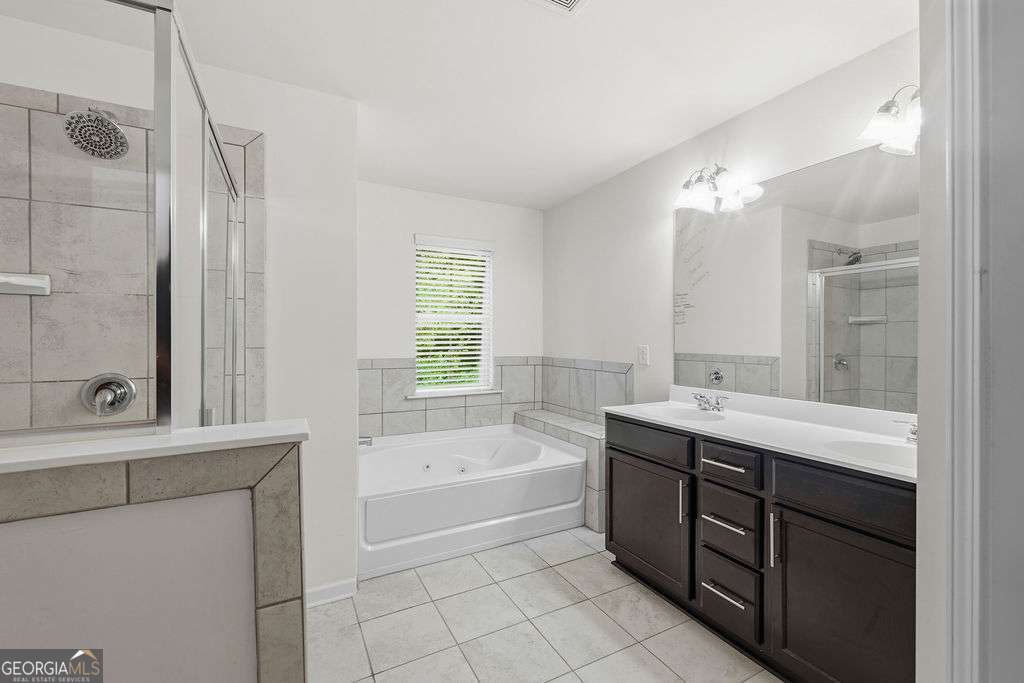 3276 Spicy Cedar Lane Property Photo 15