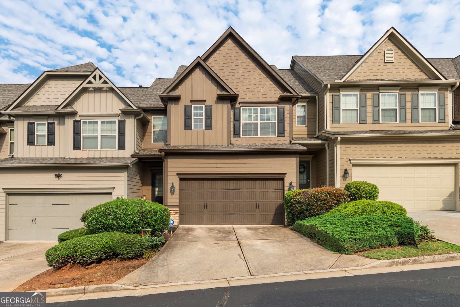 5614 Cobblestone Creek Avenue # 8 Property Photo 2