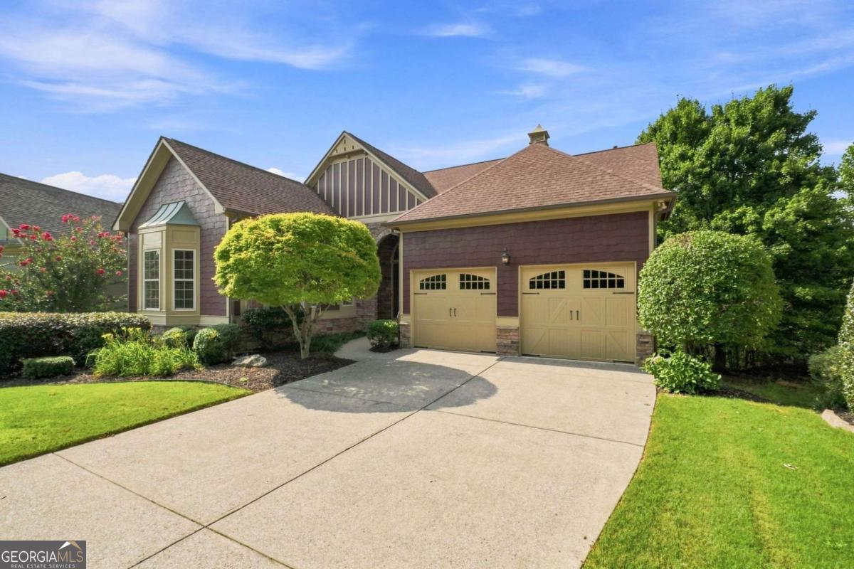 312 Twin Peaks Loop Property Photo 1