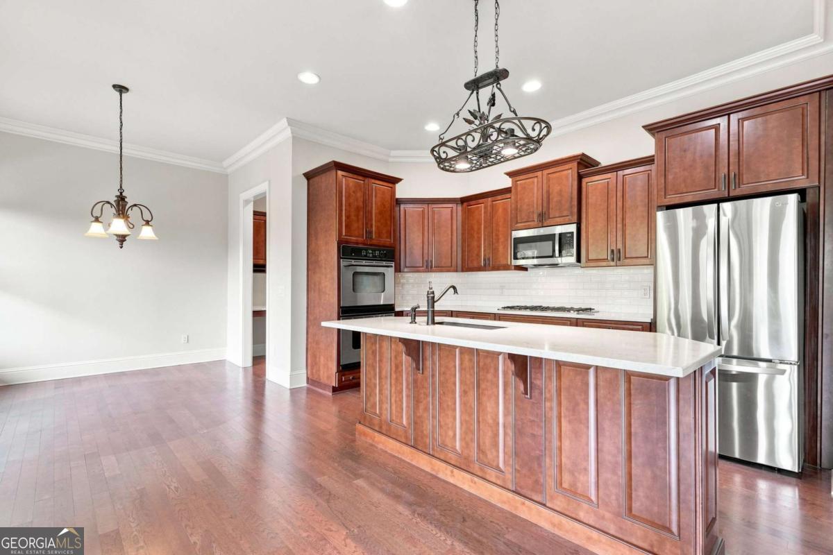 312 Twin Peaks Loop Property Photo 8