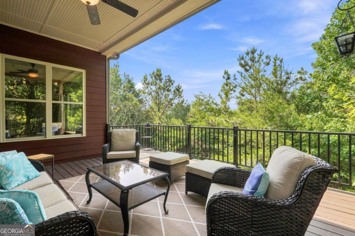 312 Twin Peaks Loop Property Photo 25