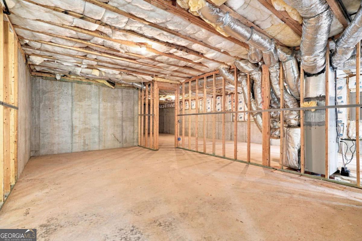 312 Twin Peaks Loop Property Photo 32
