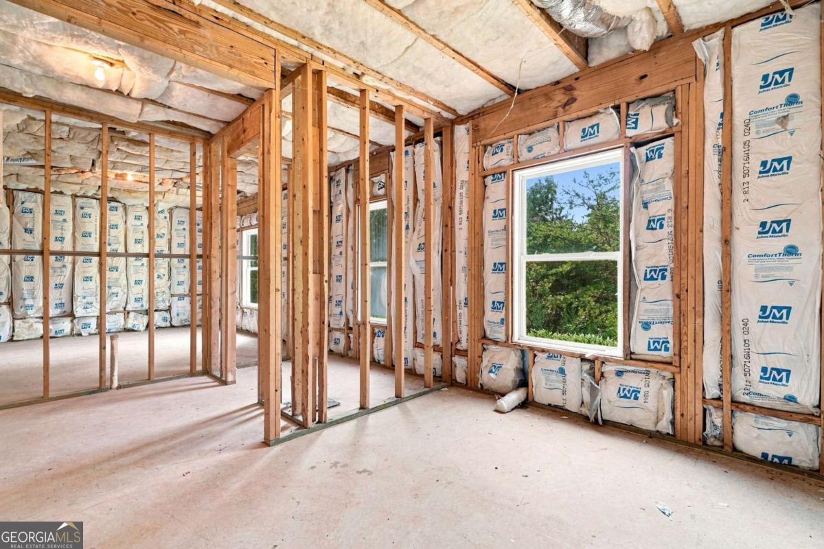 312 Twin Peaks Loop Property Photo 34