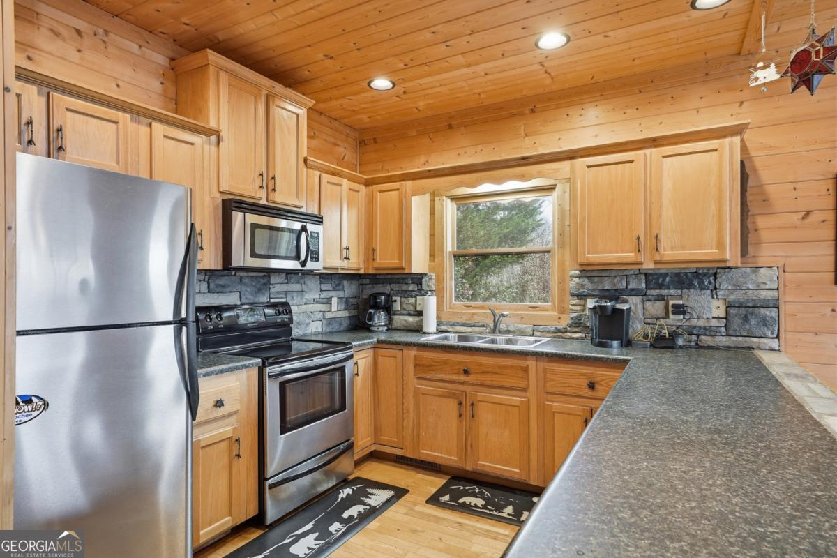 97 Fox Mountain Crossing Road Property Photo 32