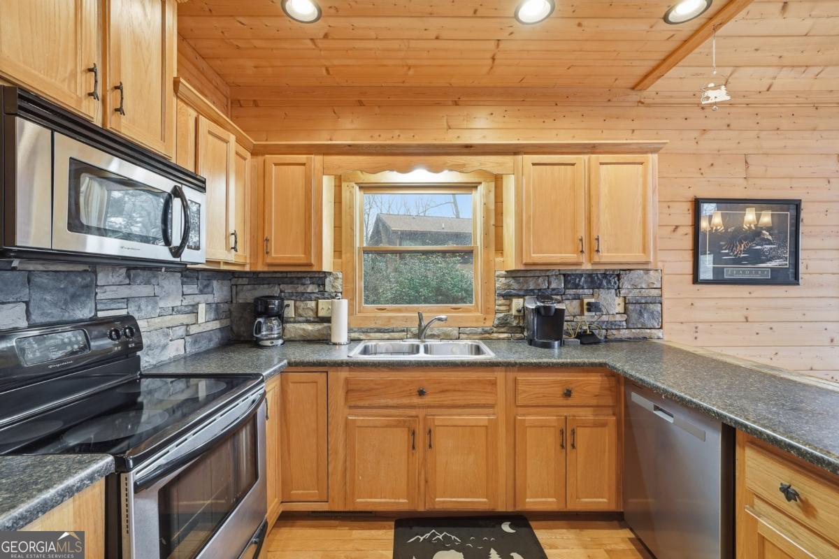97 Fox Mountain Crossing Road Property Photo 34