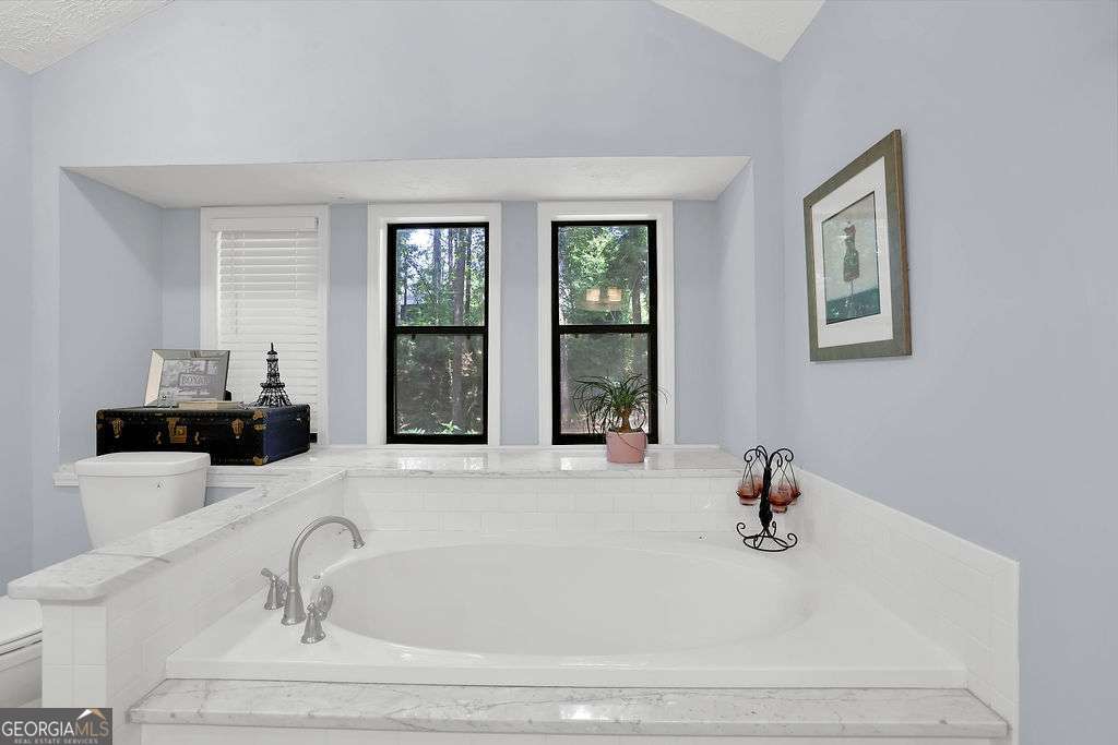 2721 Pine Cone Lane Property Photo 22