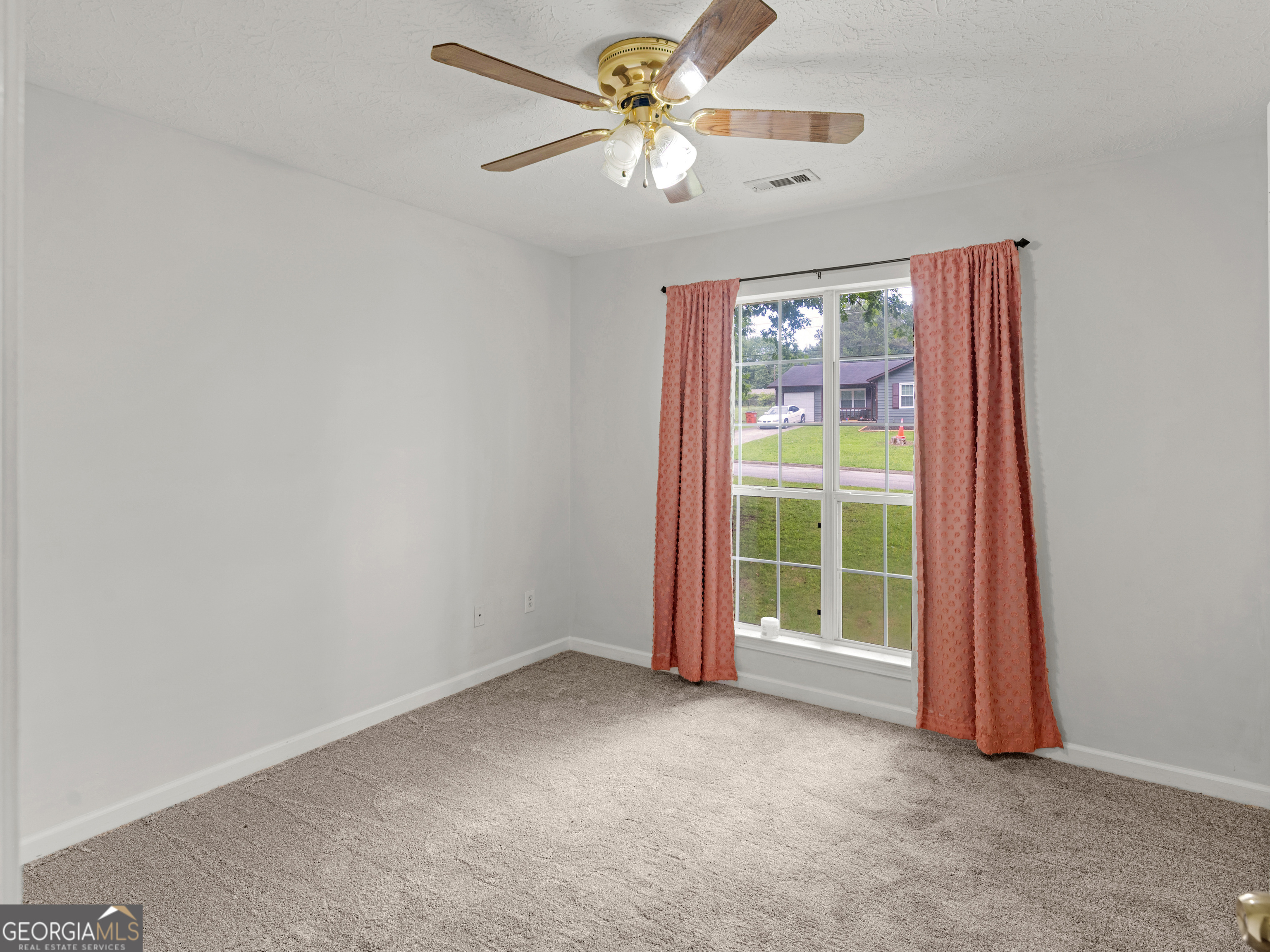 3055 Deerfield Way Property Photo 10