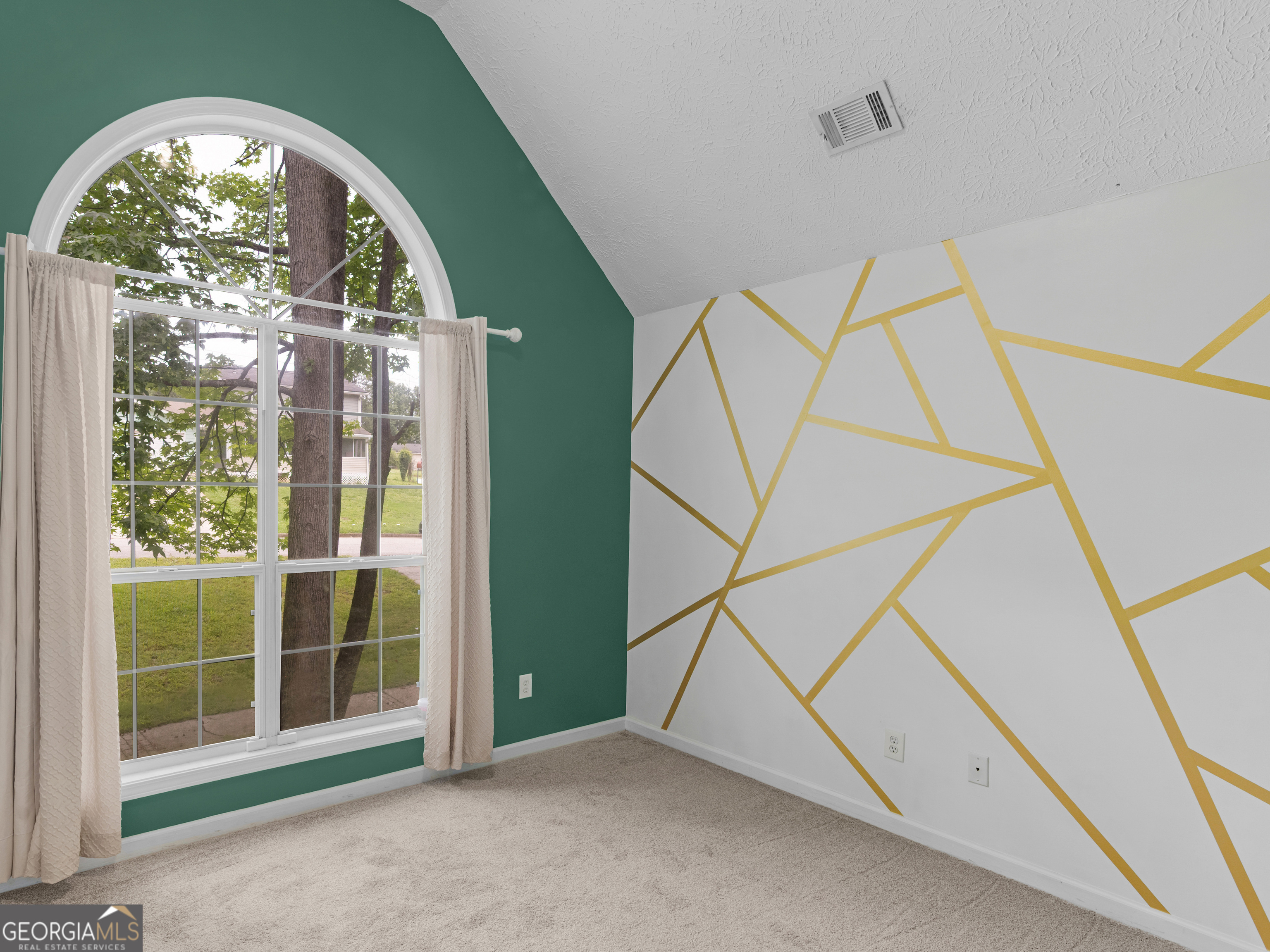 3055 Deerfield Way Property Photo 12
