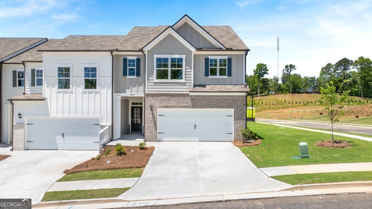 1825 Meadow Green Circle Property Photo 1