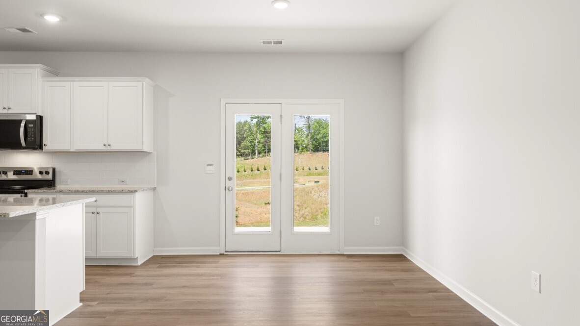 1825 Meadow Green Circle Property Photo 10