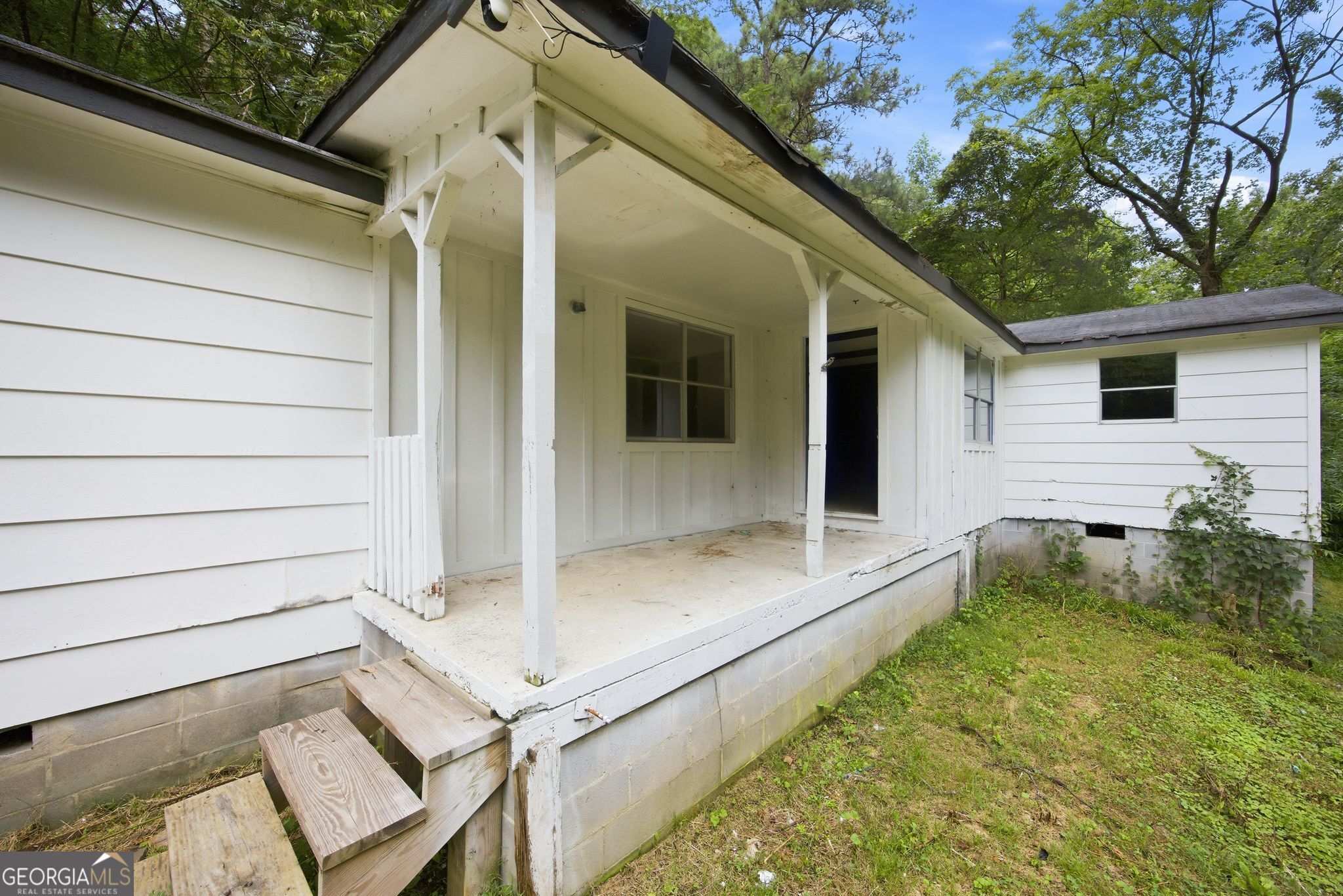 943 Roach Hollow Road Property Photo 5
