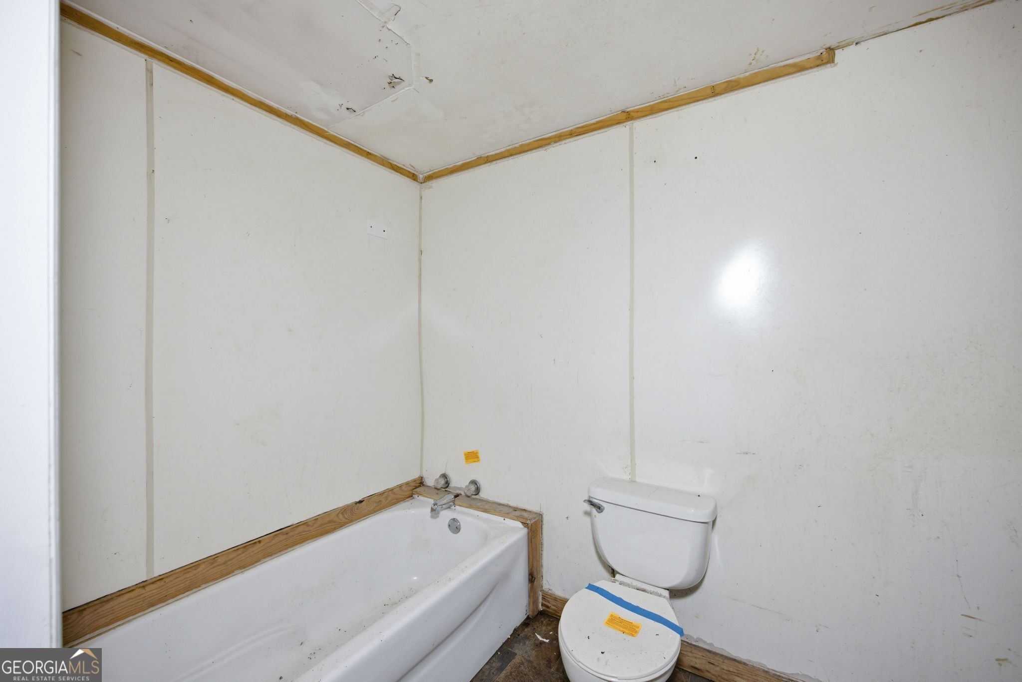 943 Roach Hollow Road Property Photo 12
