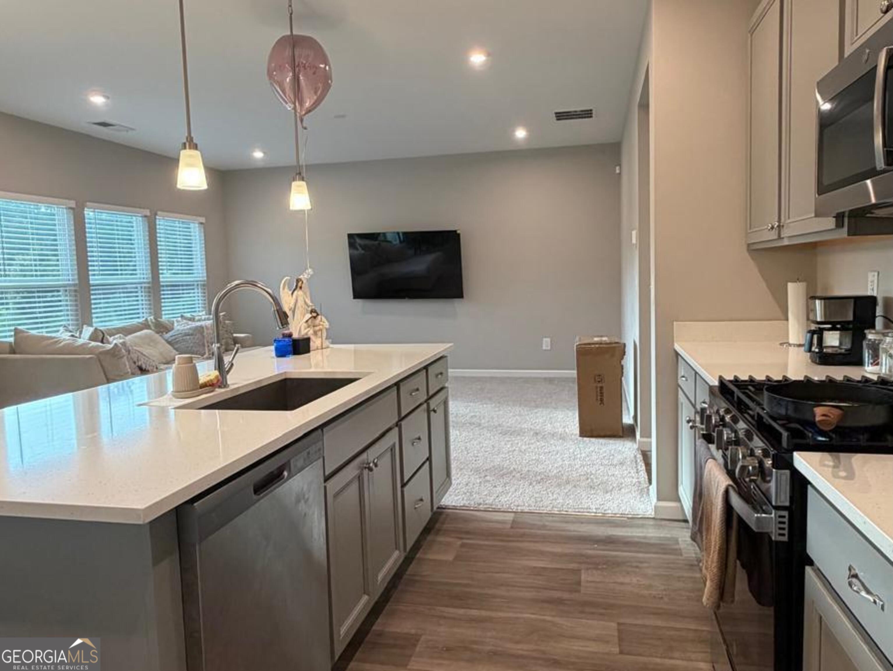 334 Traminer Way Property Photo 5