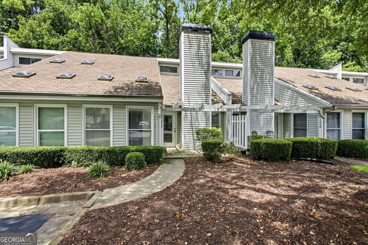 1527 Planters Ridge Lane Property Photo 4