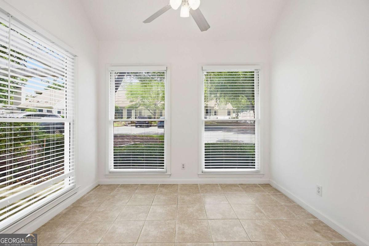 1527 Planters Ridge Lane Property Photo 16