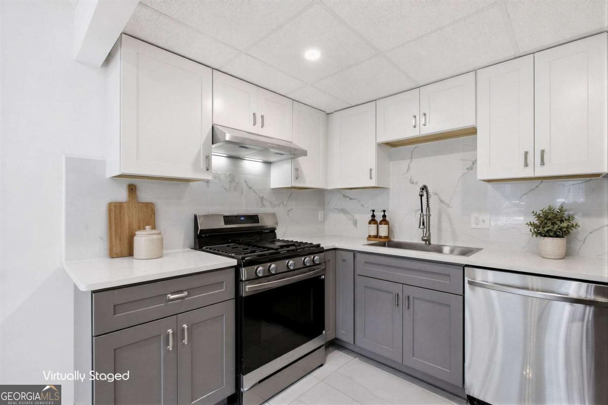 1527 Planters Ridge Lane Property Photo 25