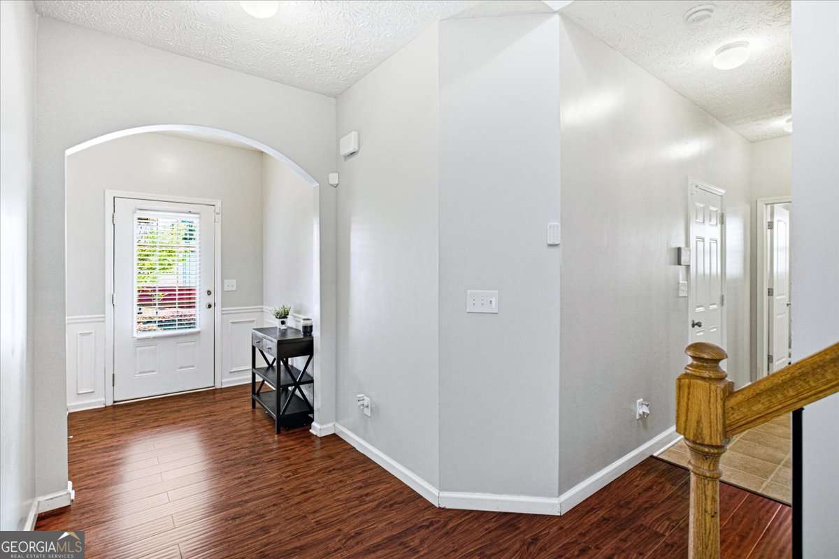4965 Rapahoe Trail Property Photo 4