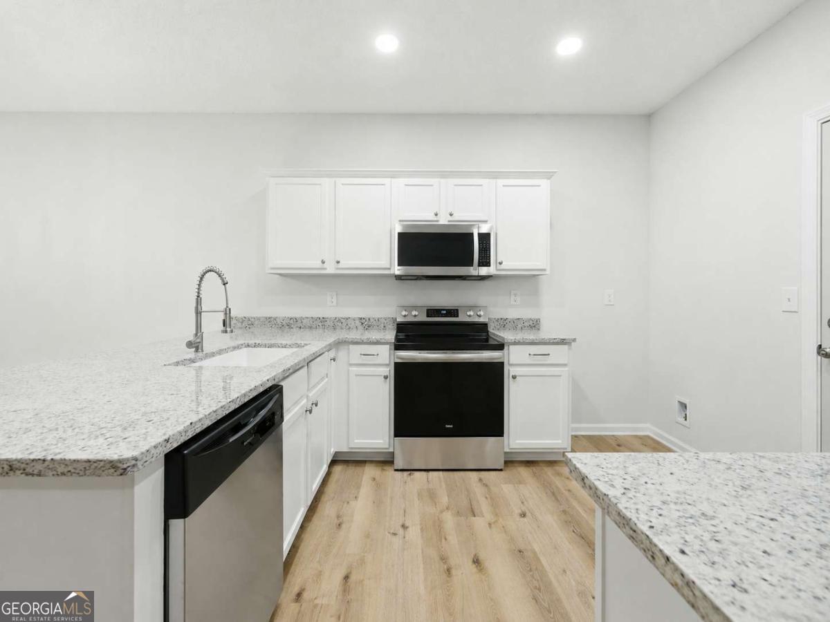 174 Madeline Court Property Photo 12