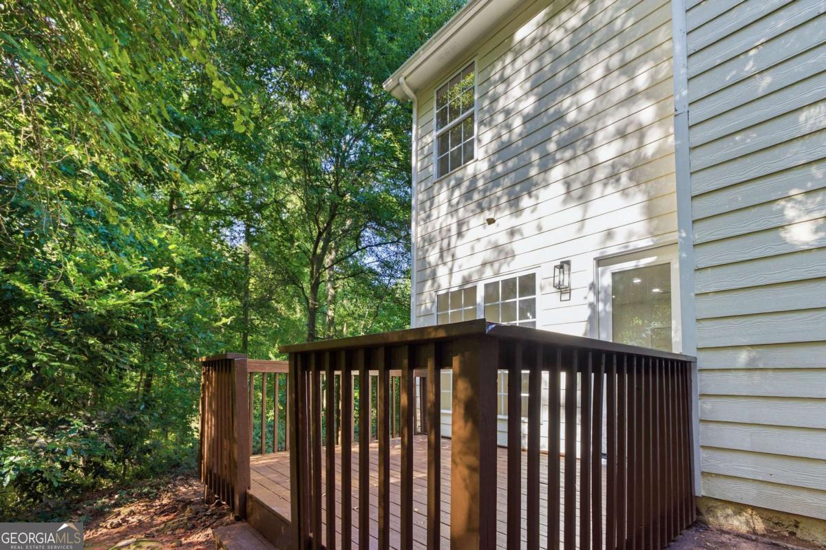 174 Madeline Court Property Photo 23