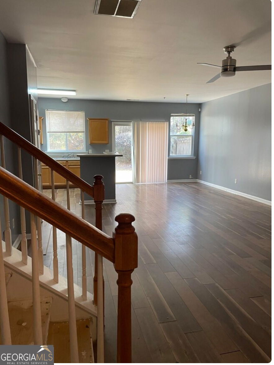 106 Ellis Drive Property Photo 3
