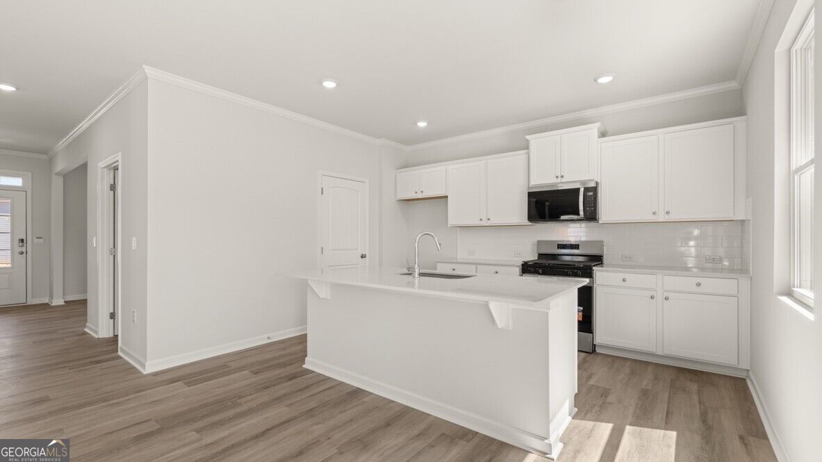 51 Lambton Place Property Photo 6
