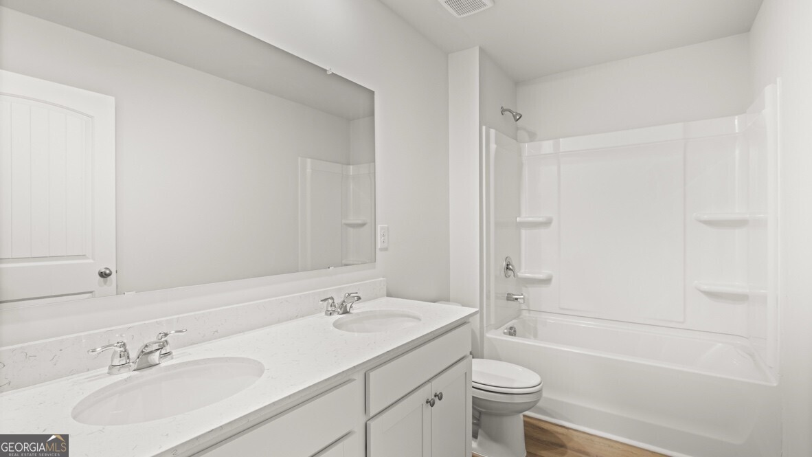 51 Lambton Place Property Photo 29