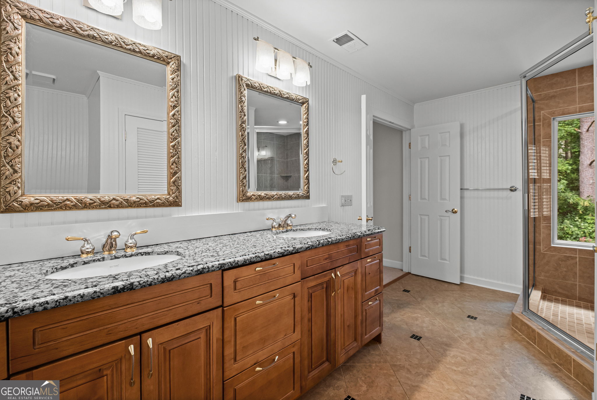 9005 Niblick Drive Property Photo 23