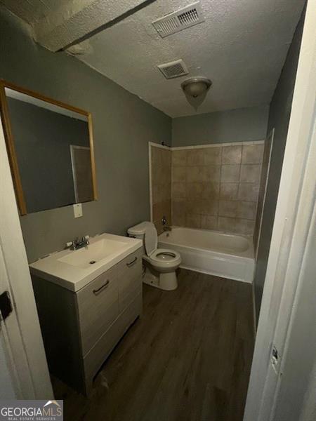 4402 Highland Road Property Photo 10