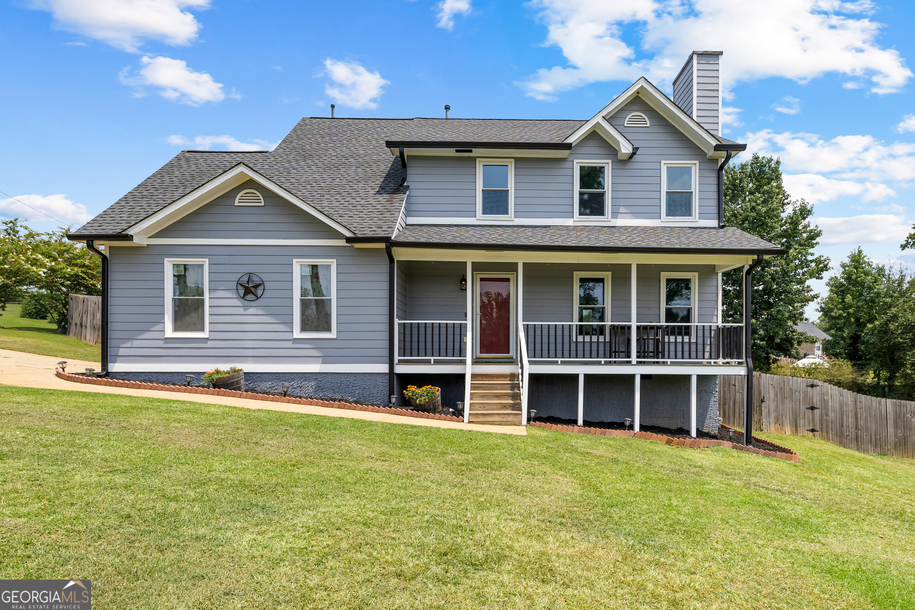 18 Festiva Drive Property Photo 1