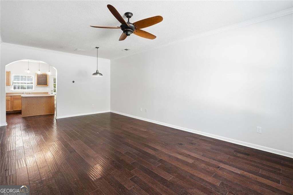 2086 Del Lago Circle Property Photo 5