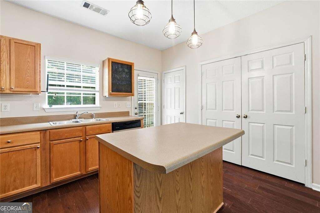 2086 Del Lago Circle Property Photo 11