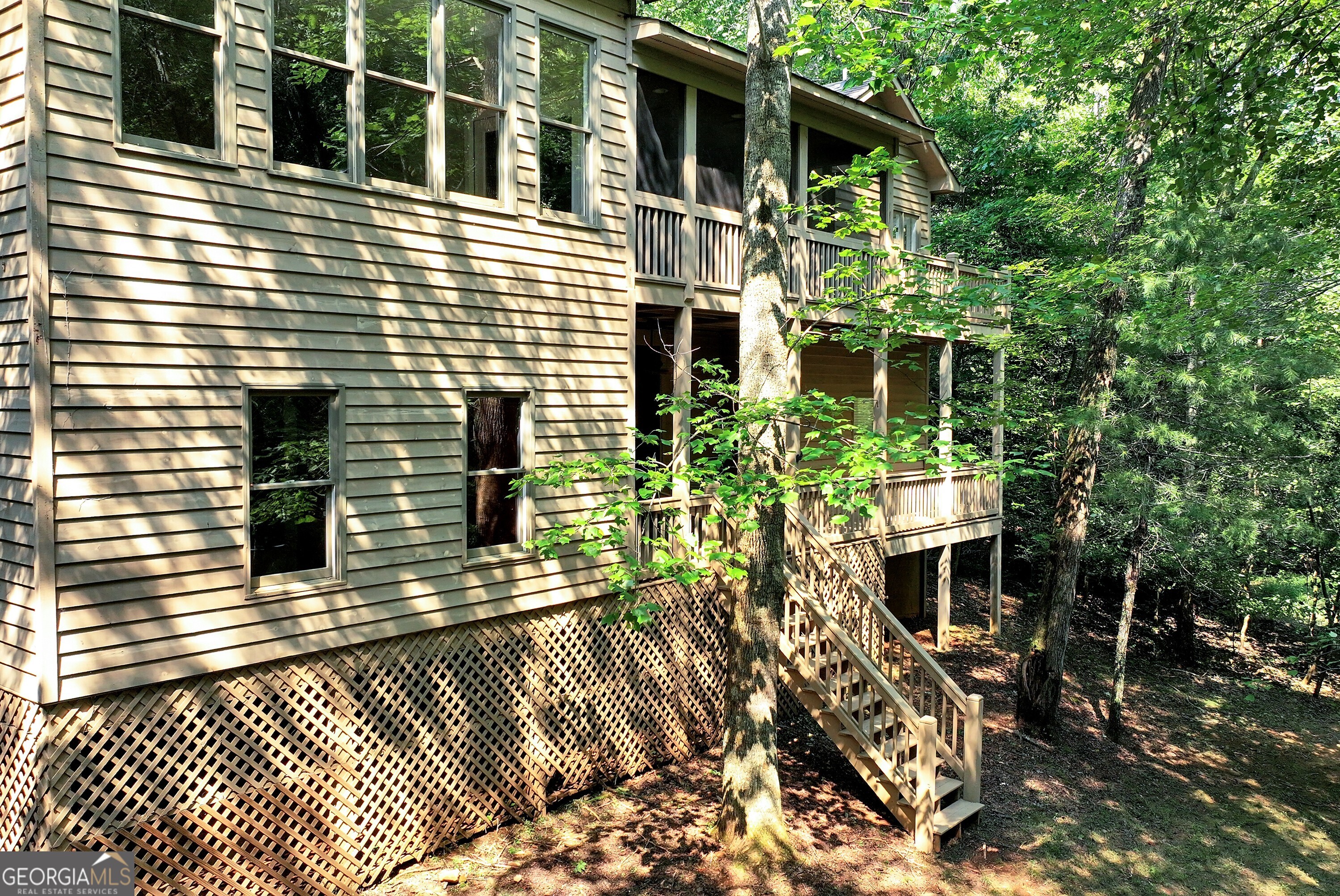 161 Falling Creek Property Photo 40