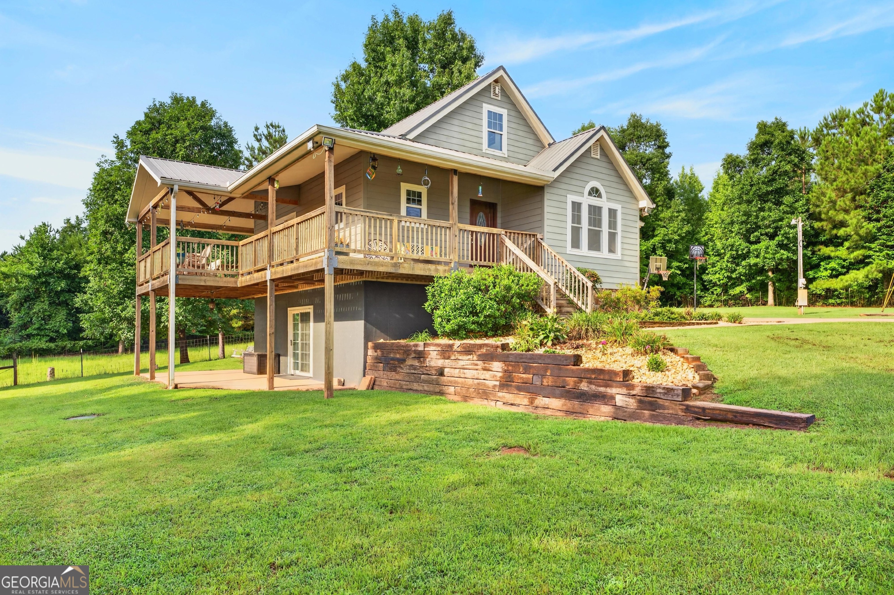 343 Torbet Drive Property Photo 3