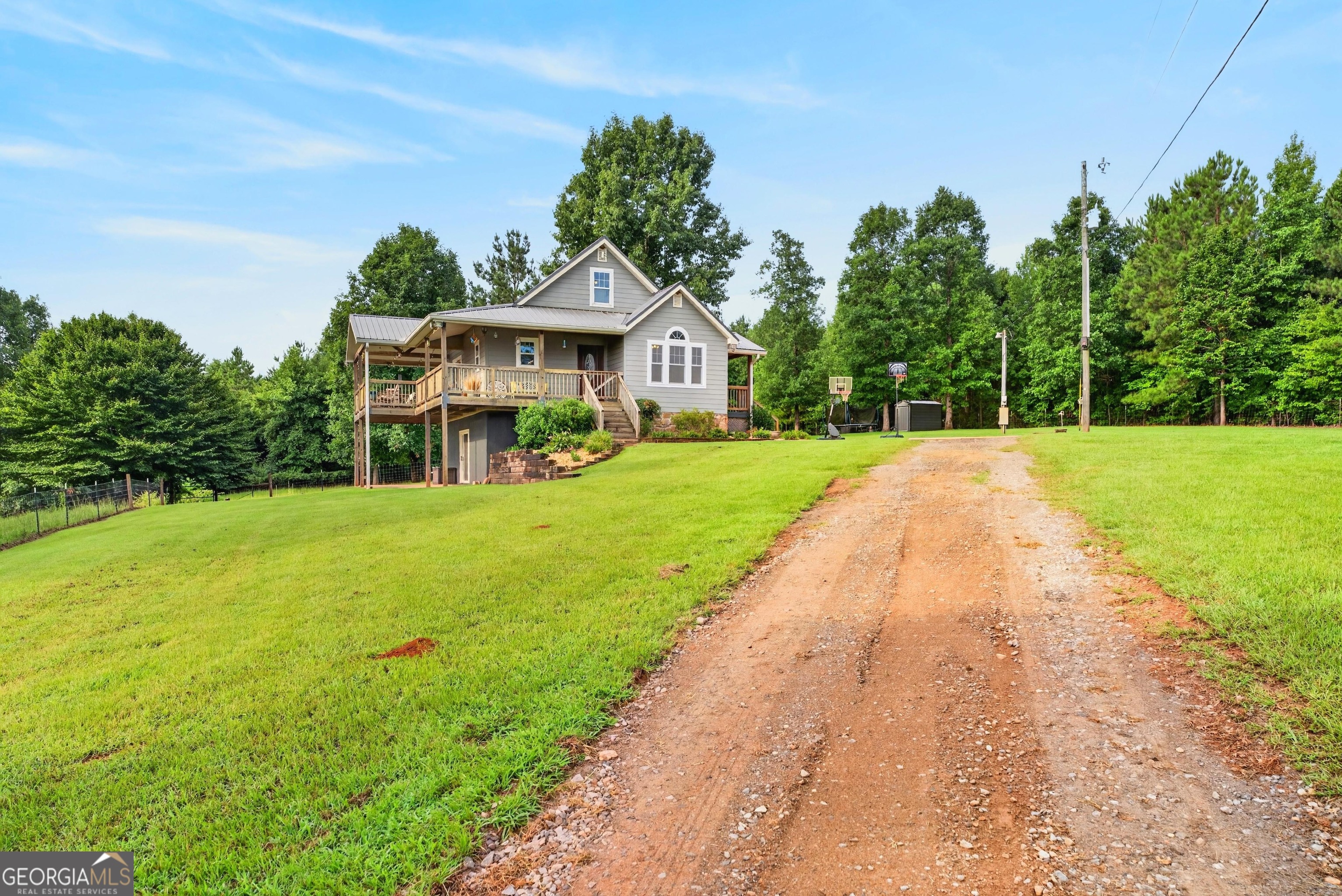 343 Torbet Drive Property Photo 4