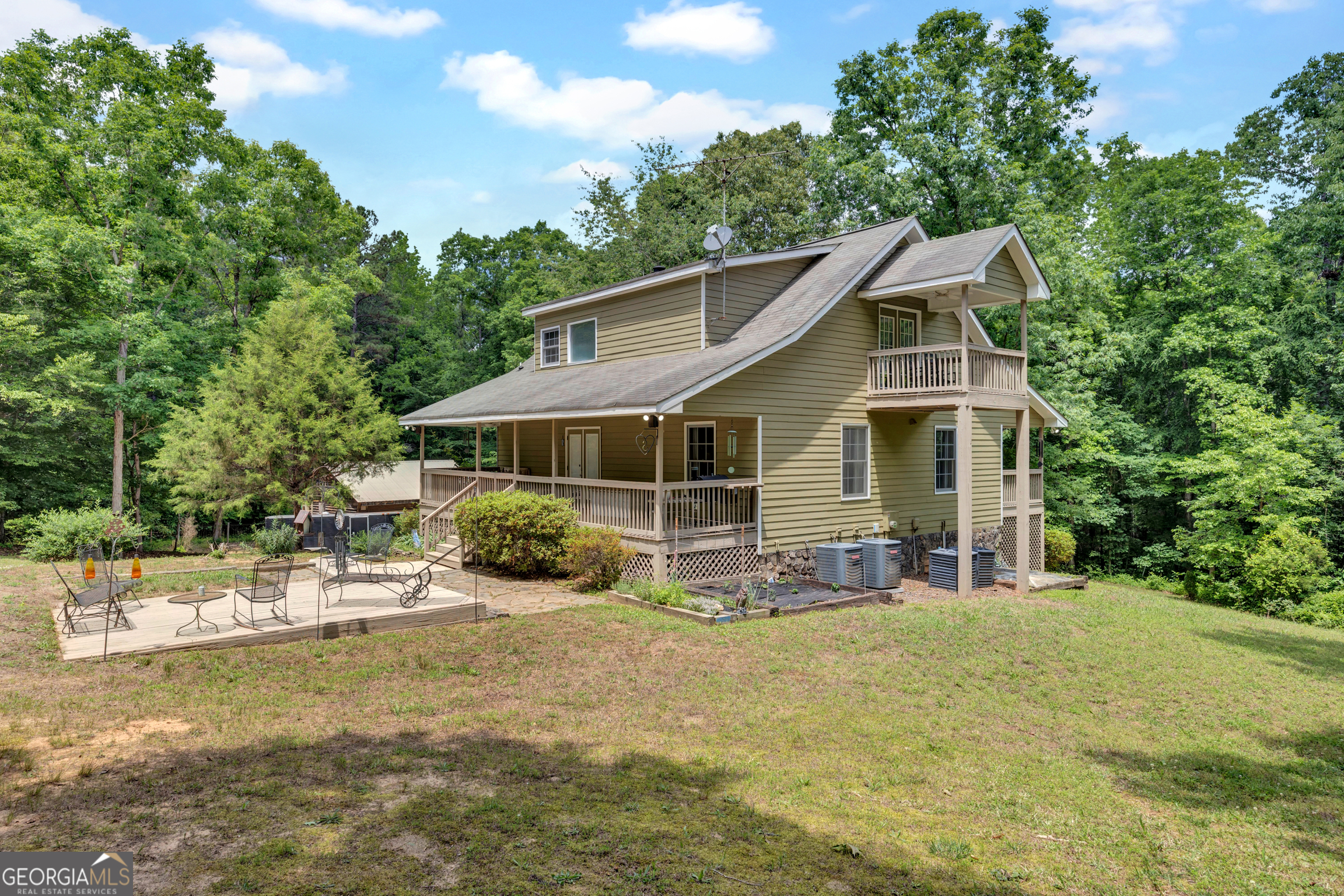 560 Hawks Trail Property Photo 1