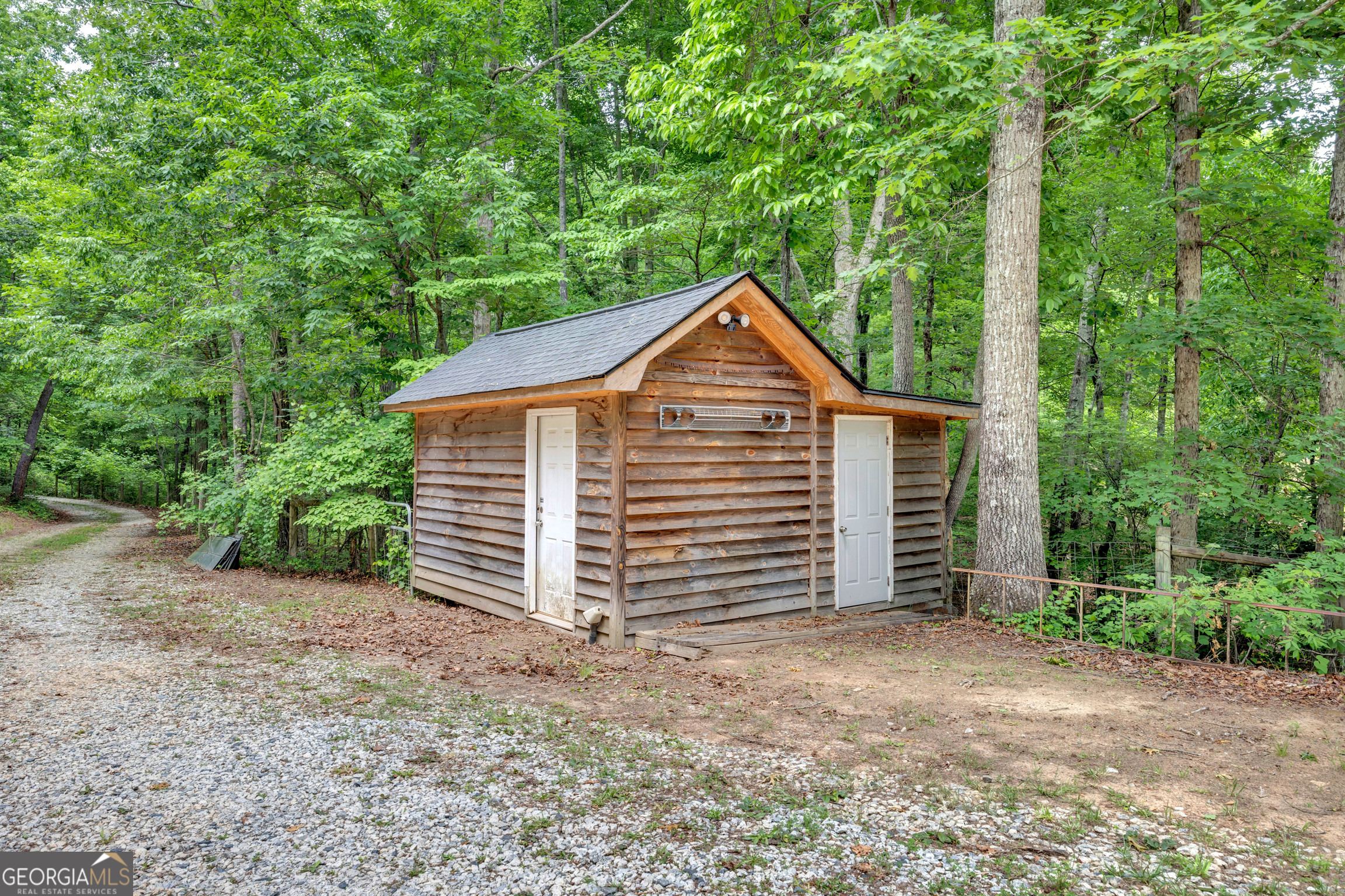 560 Hawks Trail Property Photo 9