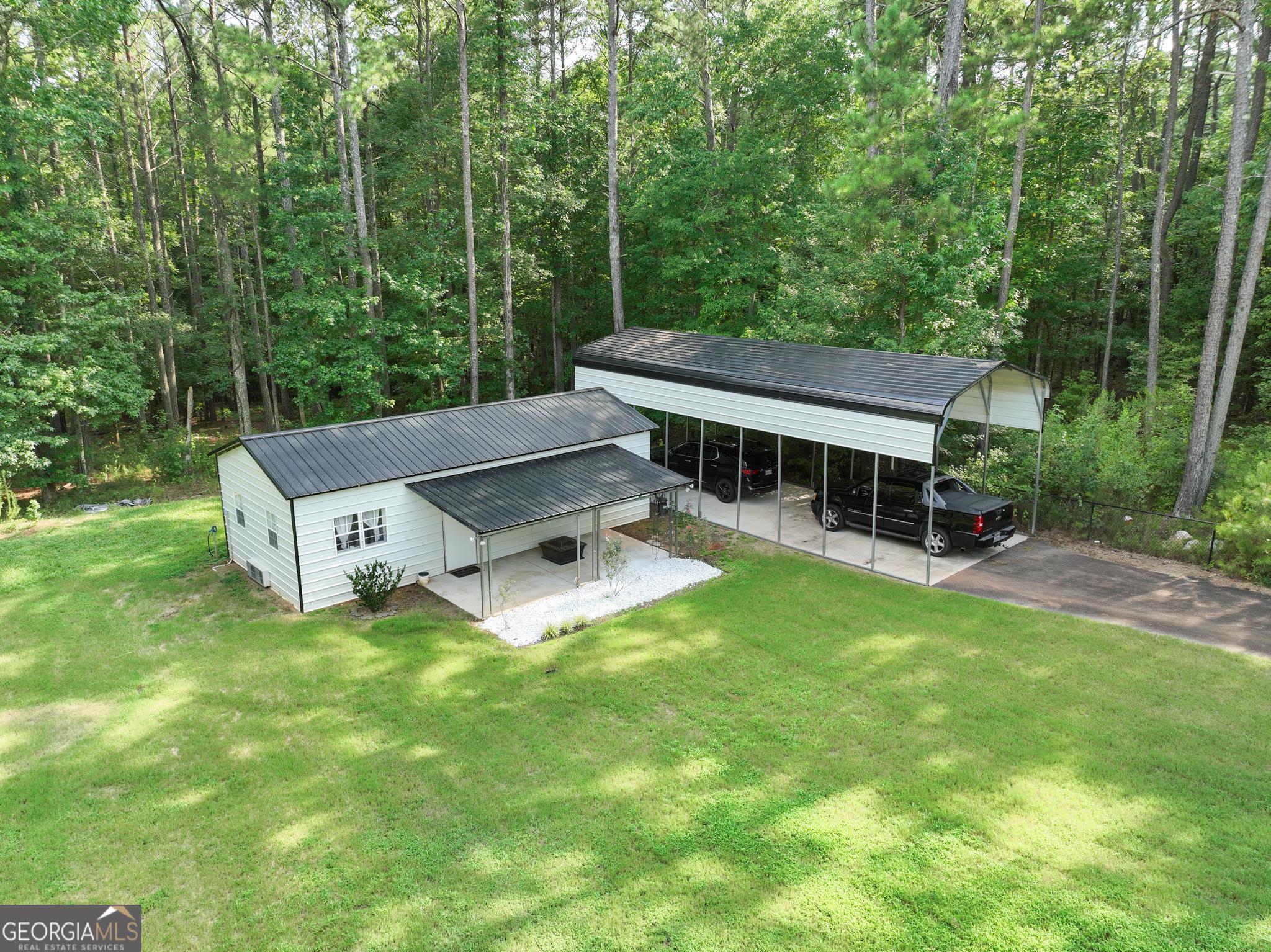 1168 King Mill Road Property Photo 4