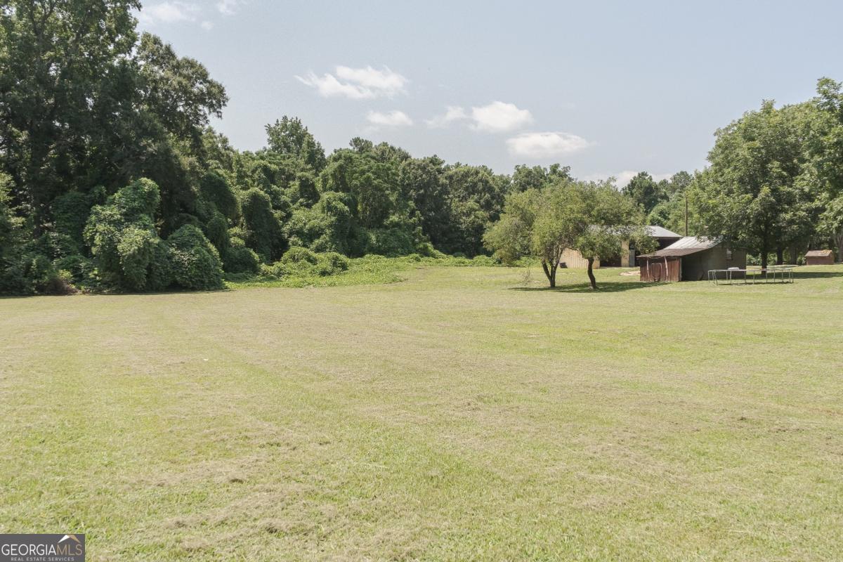 3060 Centerville Road Property Photo 3